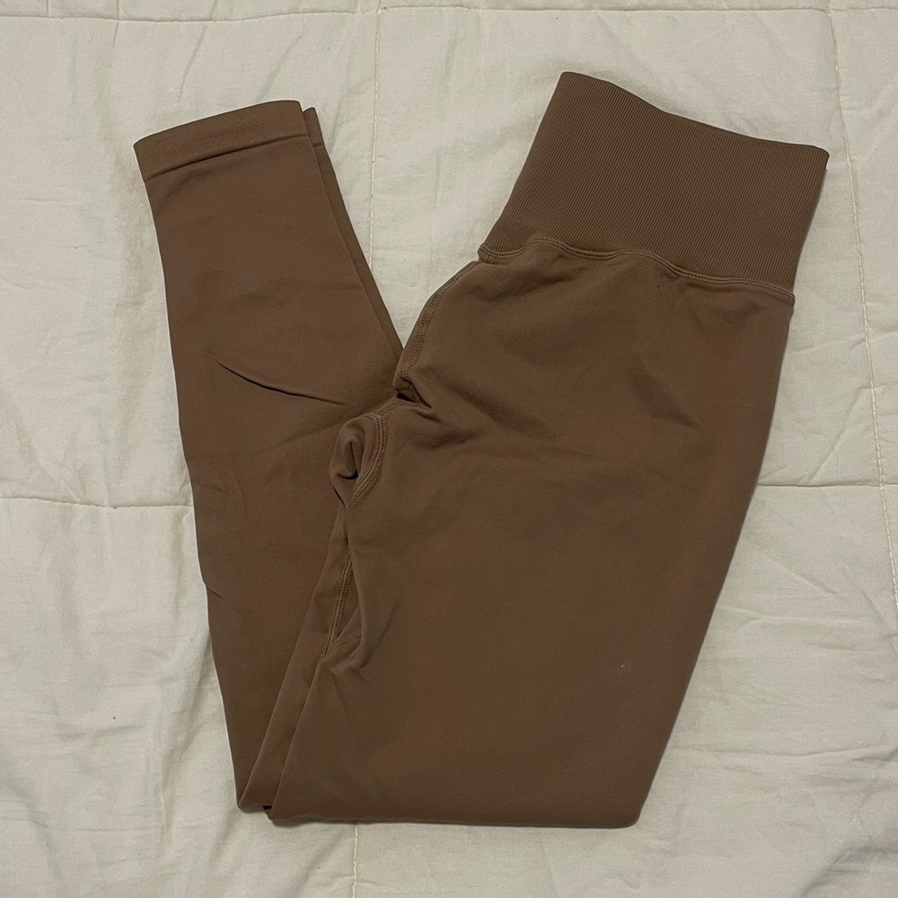 Light brown leggings